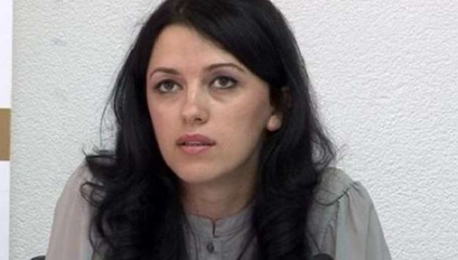 Albulena Haxhiu: Hajredin Kuçi është mashtrues ordiner