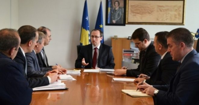 Krijohet grupi këshillëdhënës për Tatime dhe Dogana