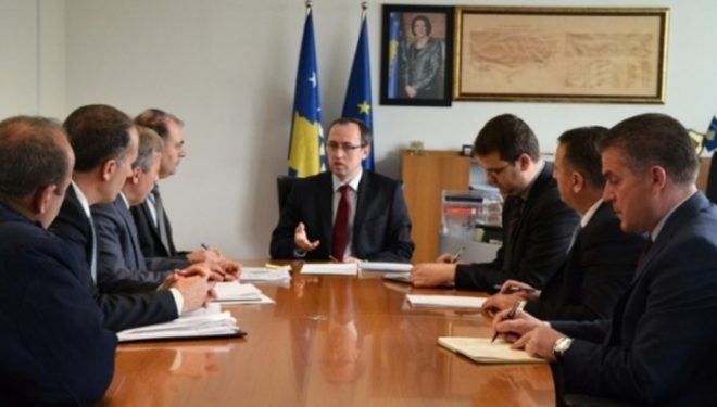 Krijohet grupi këshillëdhënës për Tatime dhe Dogana