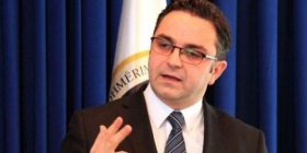 Tahiri: Vulin duhet shpallur person non-grata