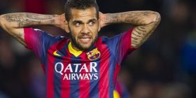 Zyrtare: Alves largohet nga Barca në fund të sezonit
