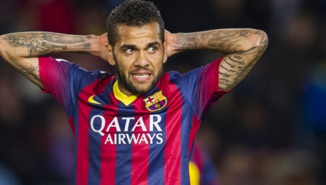 Zyrtare: Alves largohet nga Barca në fund të sezonit