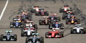 F1, Hamilton fiton në Kinë, lë pas Rosberg dhe Vettel