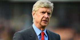 Dorëzohet Wenger, ja “uron” titullin Chelseas