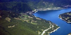Isa Mustafa ia kthen Vuçiqit: Gazivoda është e Kosovës – kurrë s’është biseduar për të