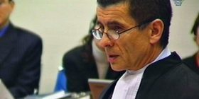 Ish-prokurori i Tribunalit Geoffrey Nice: Ka pasur pazare e presione në rastin Haradinaj