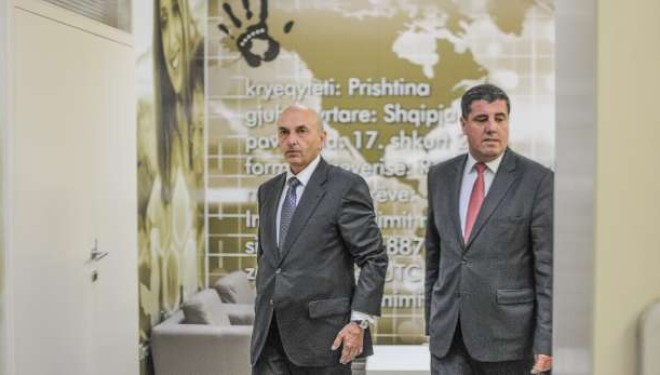 Lutfi Haziri zyrtarizon kandidaturën për Kryetar të LDK-së