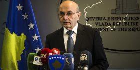Isa Mustafa: Na keni kallë me 1 Prill!