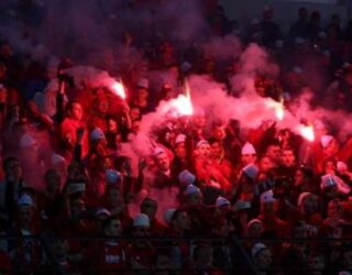 Serbia arreston 10 shqiptarë që festuan fitoren e Shqipërisë (Video)