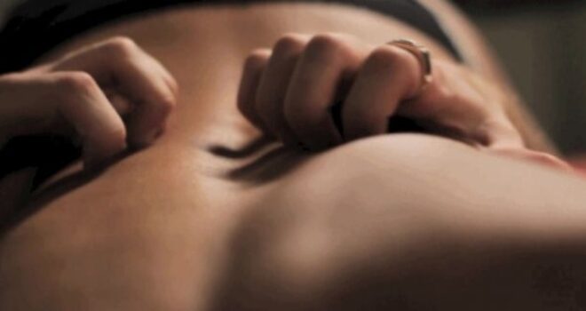 Ja çfarë i pengon meshkujt gjatë aktit seksual (Foto)