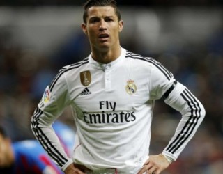 Cristiano Ronaldo i përgjigjet Olta Gixharit? (Foto)