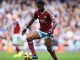 Alex Song nuk dëshiron të kthehet te Barça