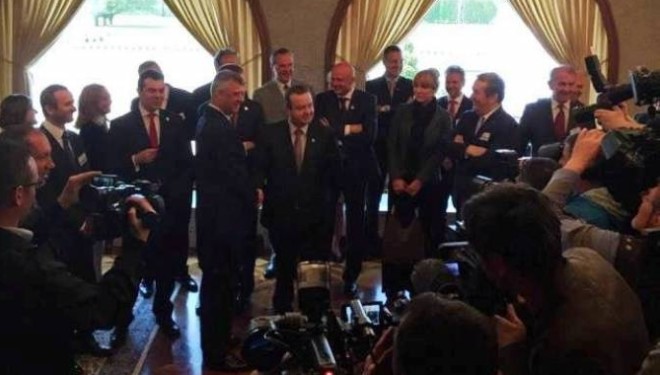 Samiti n’Berdo, kqyrne qysh folin Thaçi me Dacic’in