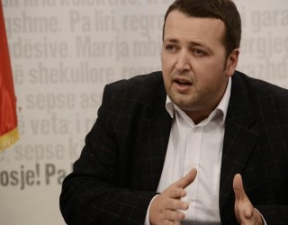 Hoxha: Se kemi ndërmend me ia dorëzu Prishtinën mafias