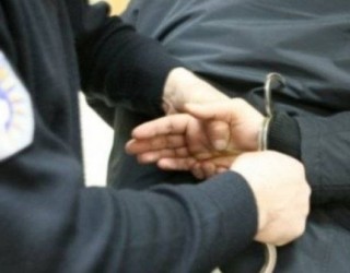 Arrestohet pasi morri fajde mbi 300 mijë euro