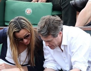 Ana ekspozon “zogun: “E kam fiksim të rri pa brekë” (Foto)