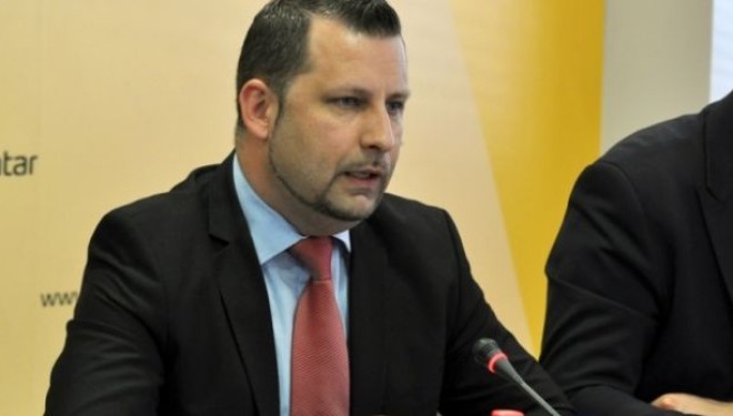 Jevtiq: Kërcënimi i Thaçit për padi ndaj Serbisë bëhet për “konsum të brendshëm”