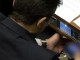 Deputeti shikon një video erotike gjatë seancës në Parlament (Video)
