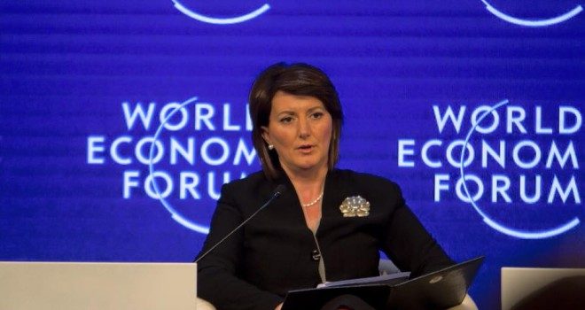Jahjaga: Kosova po tërheq investitorë dhe njohje (video)