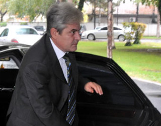 Ali Ahmeti dhe Menduh Thaçi kanë shtuar sigurimin personal nga frika e kërcënimeve?!