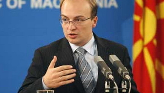 Milloshoski sulmon Ramën: Mos u bën padron suprem i shqiptarëve të Maqedonisë!