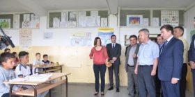 Arsim Bajrami premton tekste shkollore në Luginën e Preshevës