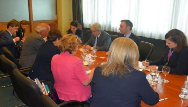 Ahmeti: Dhuna nuk është në interes të shqiptarëve