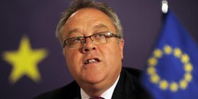 Richard Howitt: Maqedonia ndodhet në një moment kritik