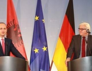 Bushati- Steinmeier: Hetim dhe transparencë për “Kumanovën”