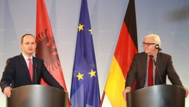 Bushati- Steinmeier: Hetim dhe transparencë për “Kumanovën”