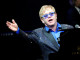Elton John i kërkon SHBA-së të vazhdojë luftën…