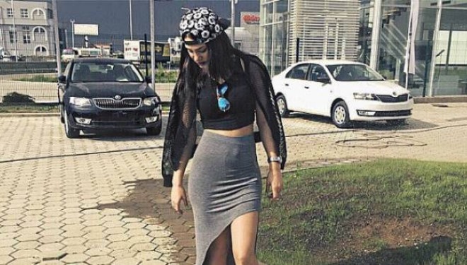 Dhurata Dora nuk e fsheh më të dashurin (Foto)