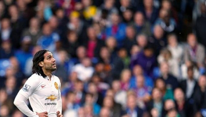 Flet nëna e Falcaos, për “vuajtjet” e djalit të tij te United