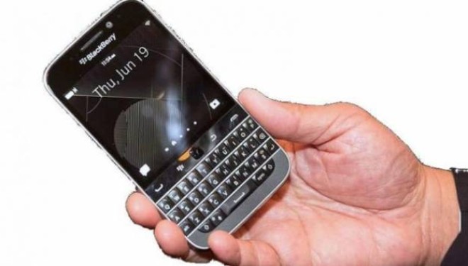 BlackBerry lanson modelin Classic