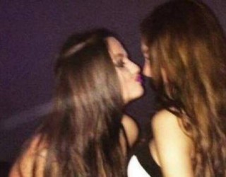 Vajza kujdes nga Enca, mund t’ua kafshojë buzët (Foto)