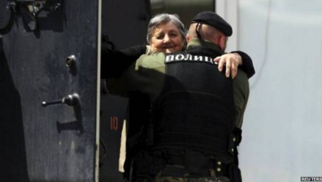 BBC: Maqedonia fajëson kosovarët për përleshjet