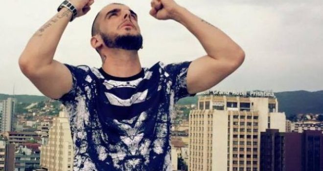 Gold Ag mallkon politikanët