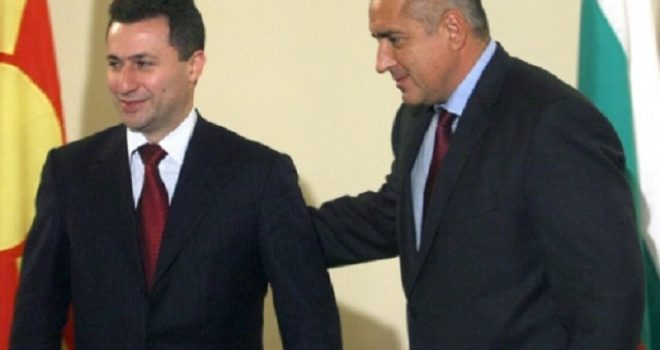 Borisov e këshillon Gruevskin të japë dorëheqje