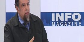 Avokati Guy Smith: Specialja krijon gjyqësi paralele