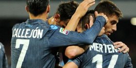 Napoli rindez luftën për Champions League