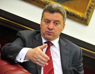 Ivanov nuk tërheq dekretin që fal politikanët