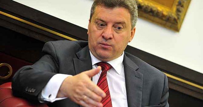 Ivanov nuk tërheq dekretin që fal politikanët