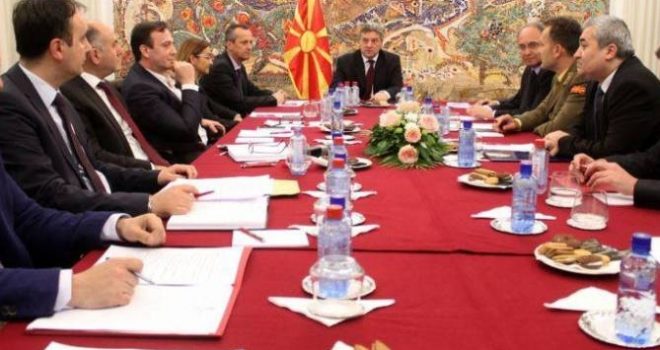 Ivanov mbledh Keshillin e Sigurisë, fton Zaevin, Ahmetin e Thaçin