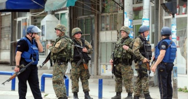 Maqedonia shton forcat ushtarake në kufirin me Shqipërinë
