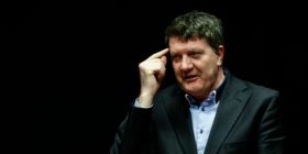Zeka: Pse trimat e Vetëvendosjes nuk hodhën gaz aty ku mbaheshin zgjedhjet serbe