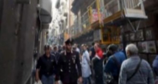 Itali, tragjedi në Napoli
