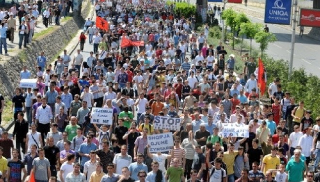 Ambasadorët e huaj do ta prijnë protestën në Shkup