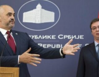 Media e huaj komenton vizitën e Vuçiç: Historike! Mundësi për paqen në rajon (Video)
