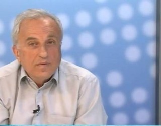 Rexhep Gjergji: Isa Mustafa asht bukshkalë!