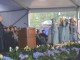 Pse e mori kjo studente dyshekun në diplomim?(VIDEO)